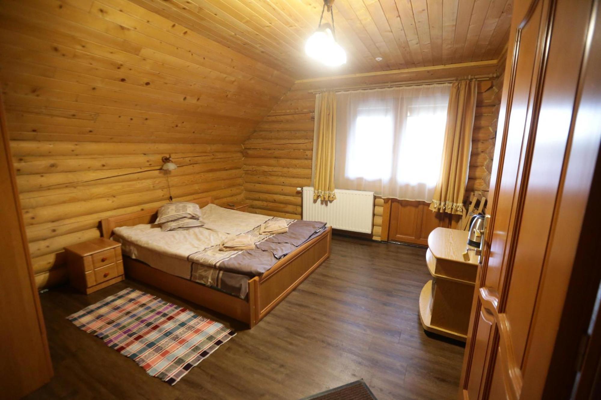 Guest House Podobovets 2000 외부 사진