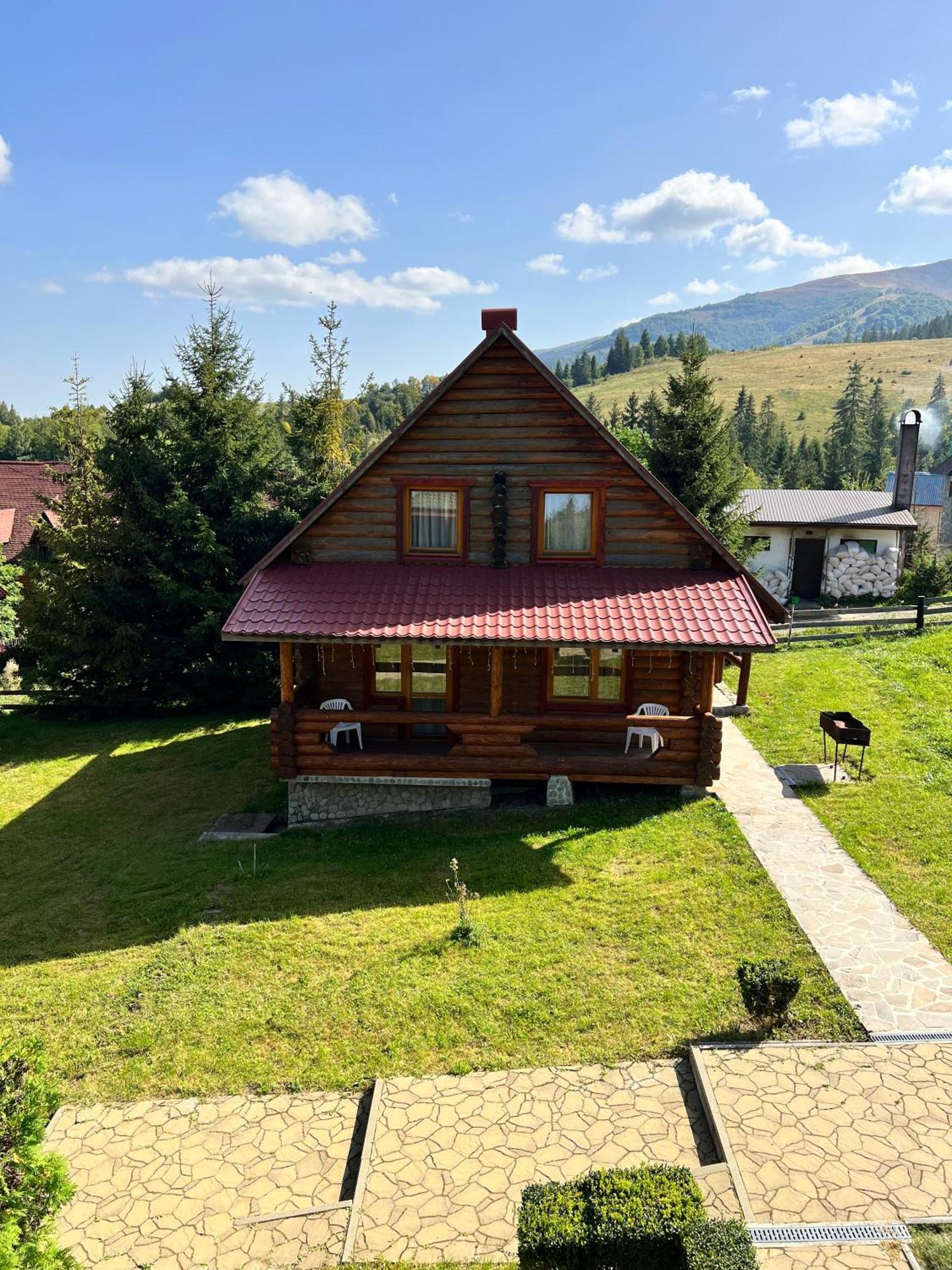 Guest House Podobovets 2000 외부 사진