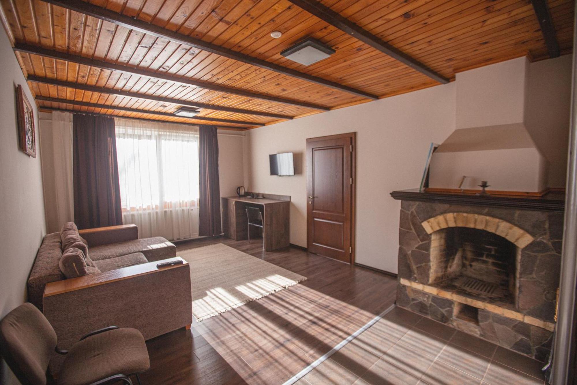Guest House Podobovets 2000 객실 사진
