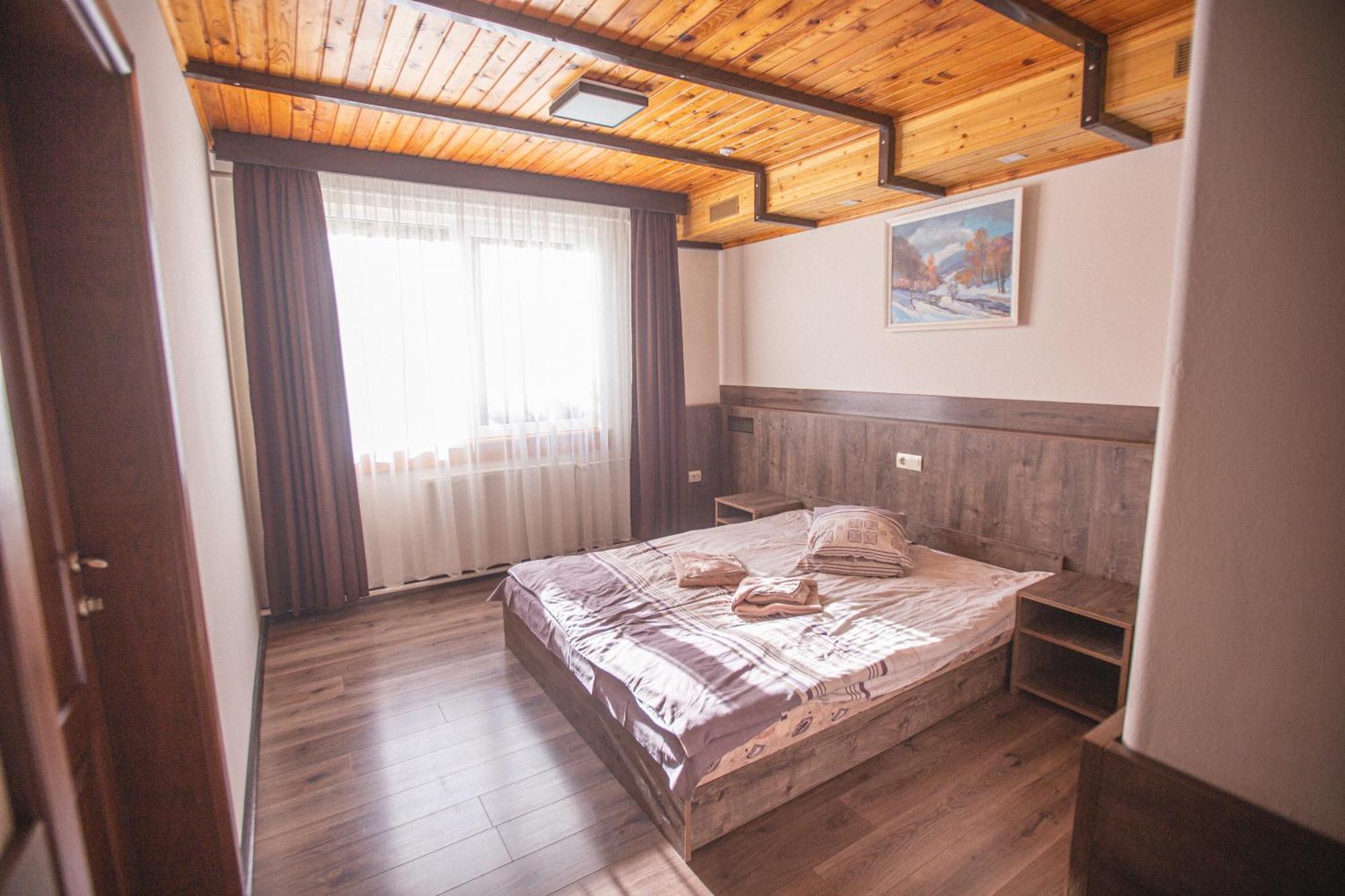 Guest House Podobovets 2000 객실 사진