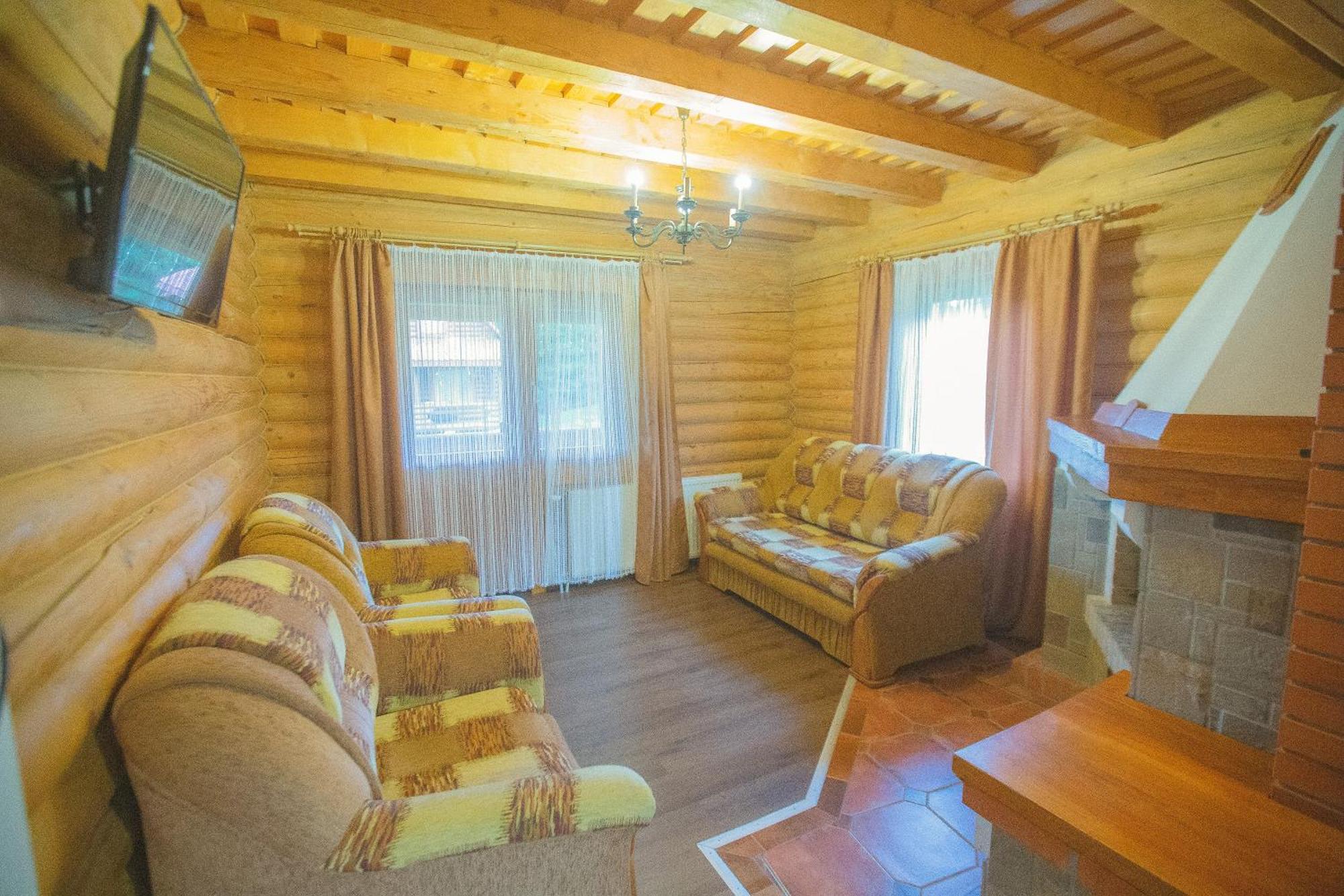 Guest House Podobovets 2000 외부 사진